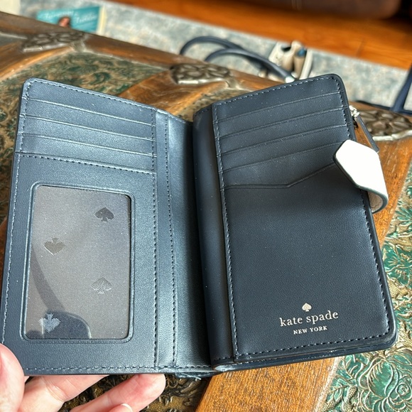 Kate Spade Wallet - Picture 2 of 2